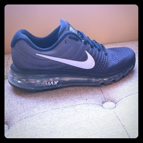 air max 2017 grade school